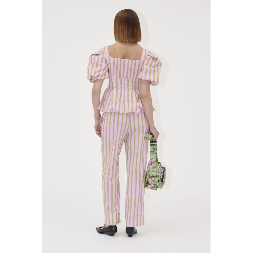 2344 Soft Jacquard Weave, Blouson Sleeve Top