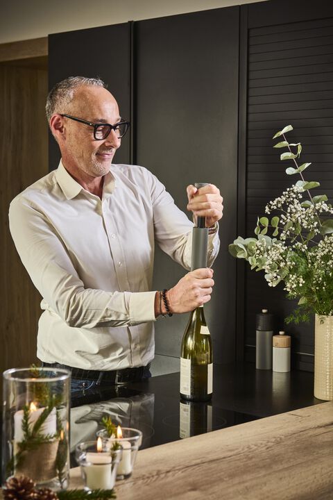 Saltkværn Line 18 cm Grafit Aluminium/Bøg