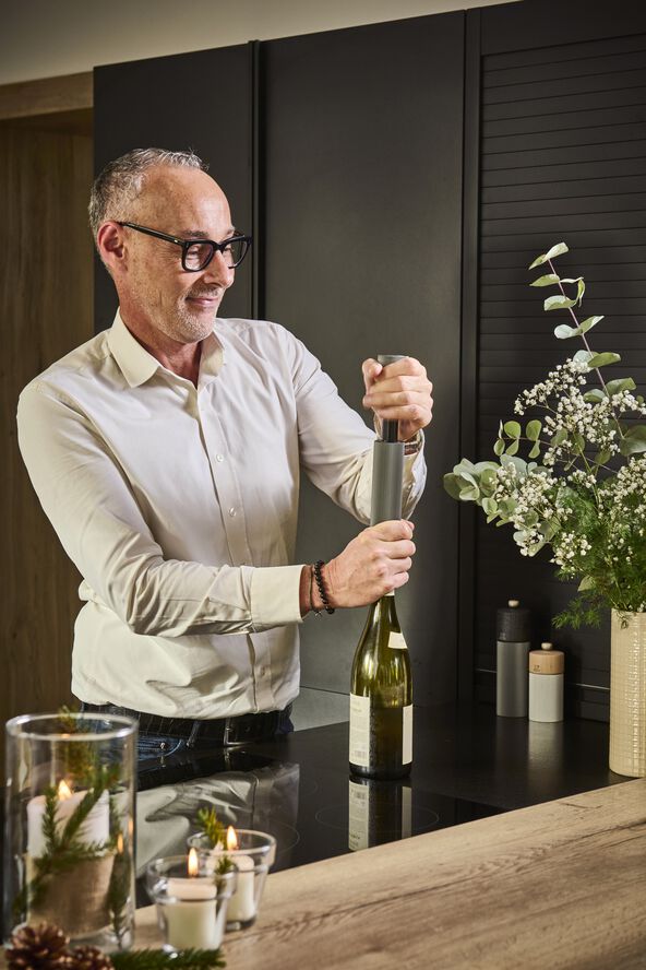 Saltkværn Line 18 cm Grafit Aluminium/Bøg