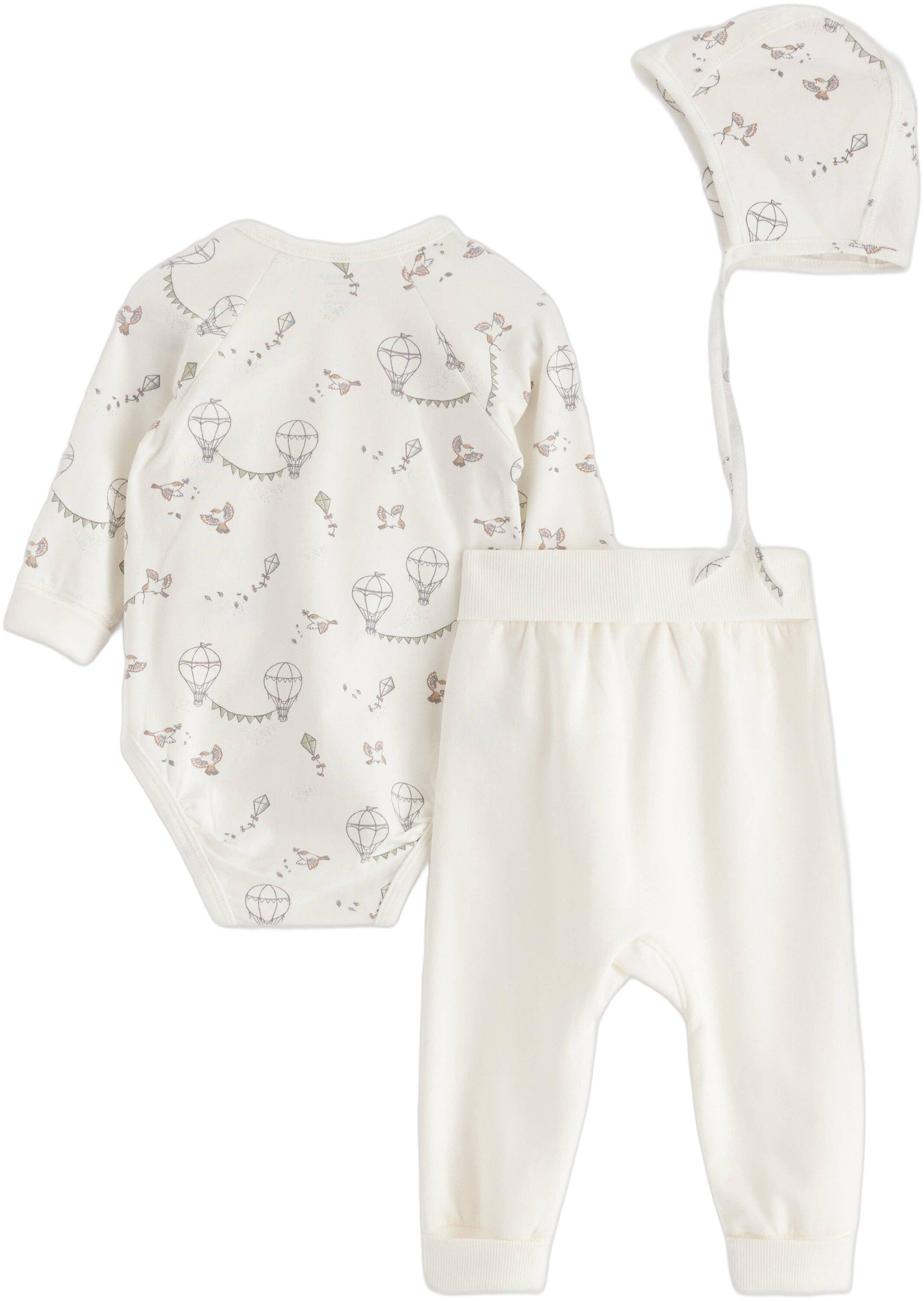 Matching baby starter kit in soft a