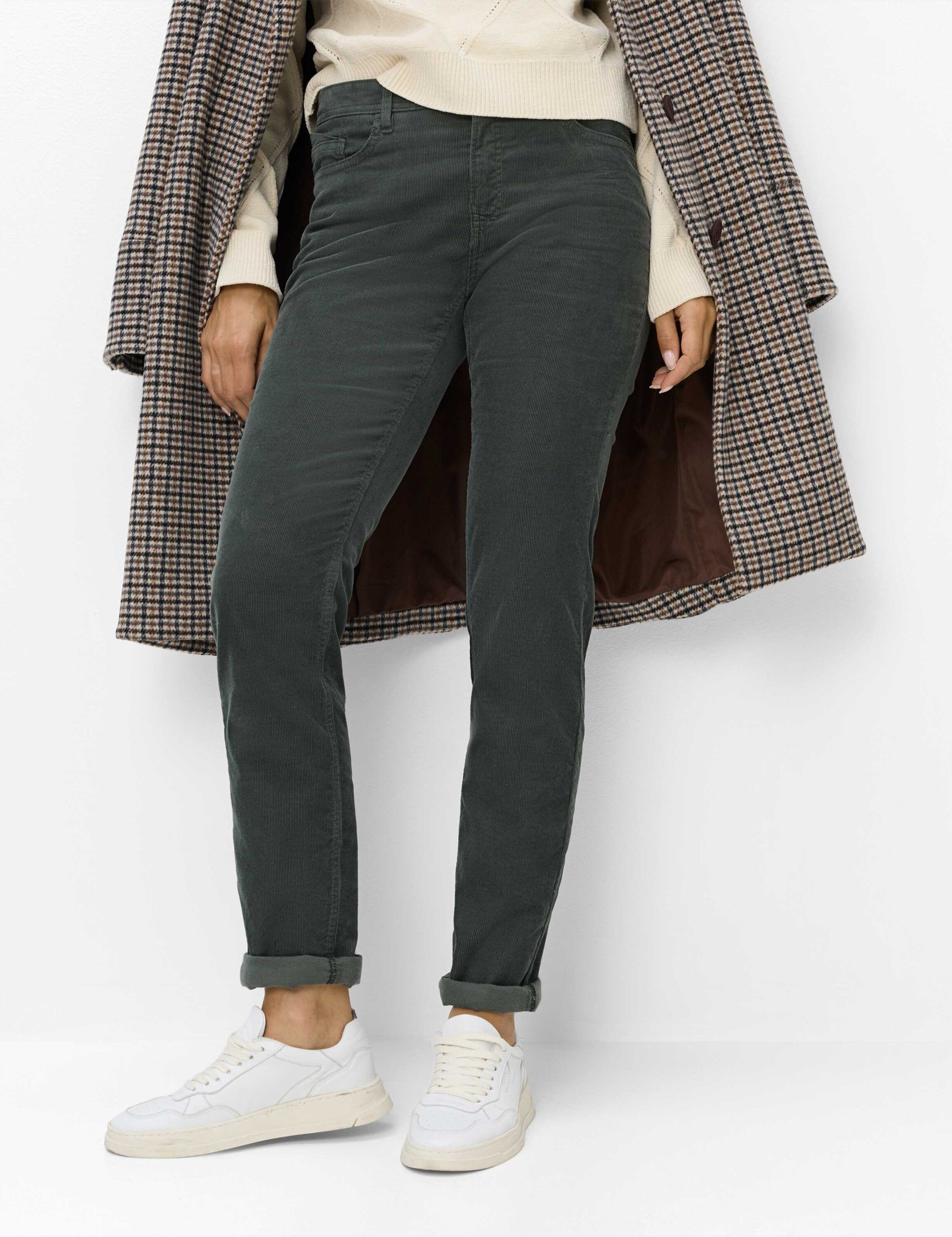 STYLE. CAROLA
