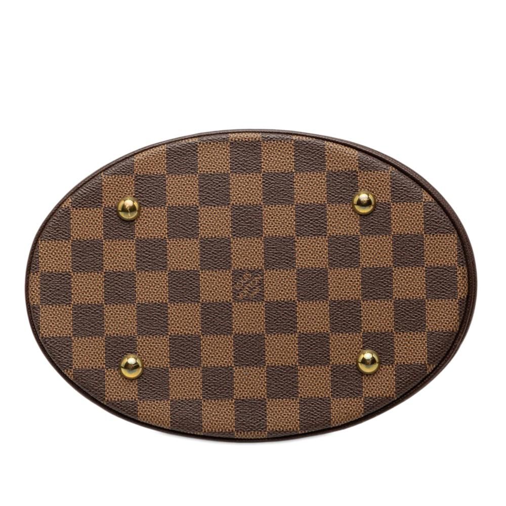 Louis Vuitton Marais