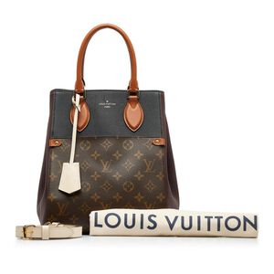 Louis Vuitton Tote