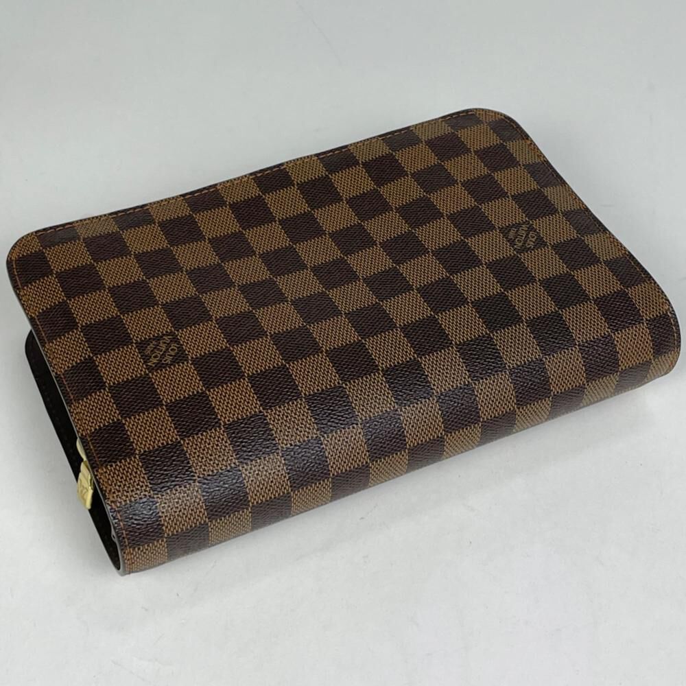 Louis Vuitton Clutch