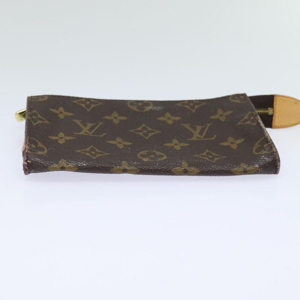 Louis Vuitton Pouch