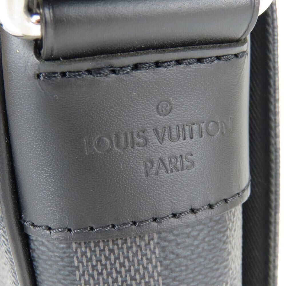 Louis Vuitton District