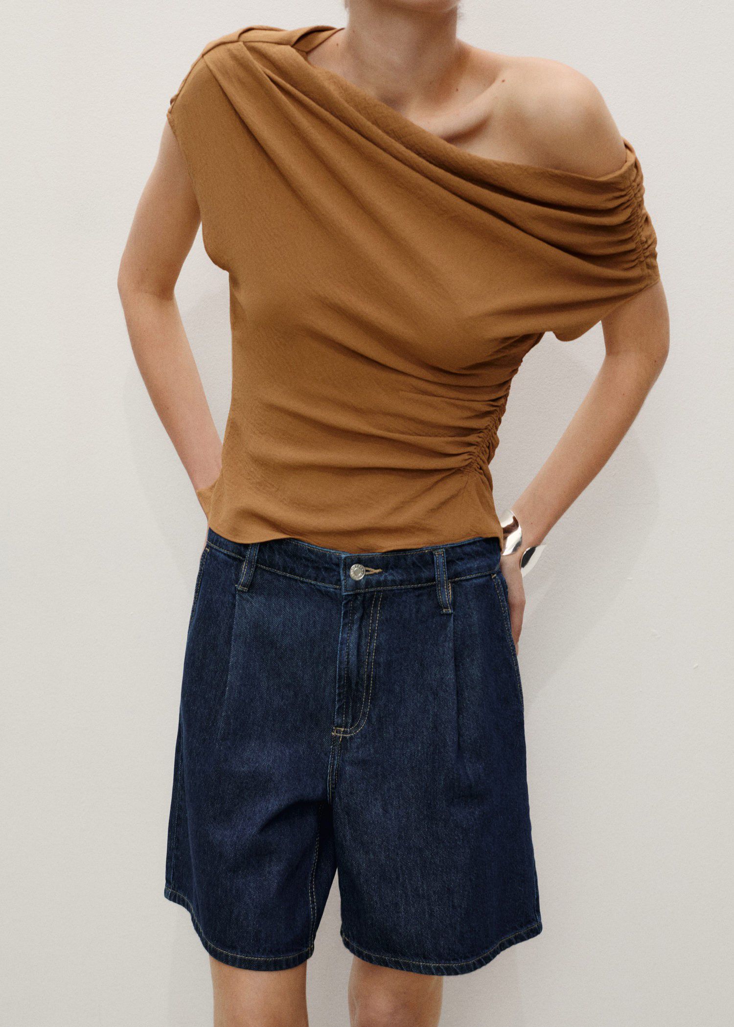 Rinse wash pleated denim bermuda sh