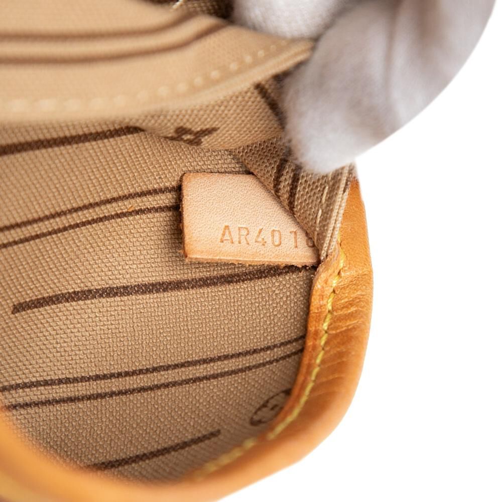 Louis Vuitton Neverfull