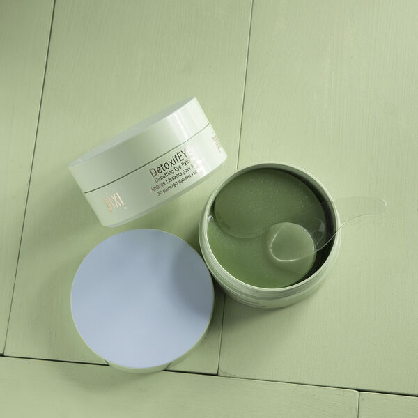 DetoxifEYE - Smoothing patches for the eyes