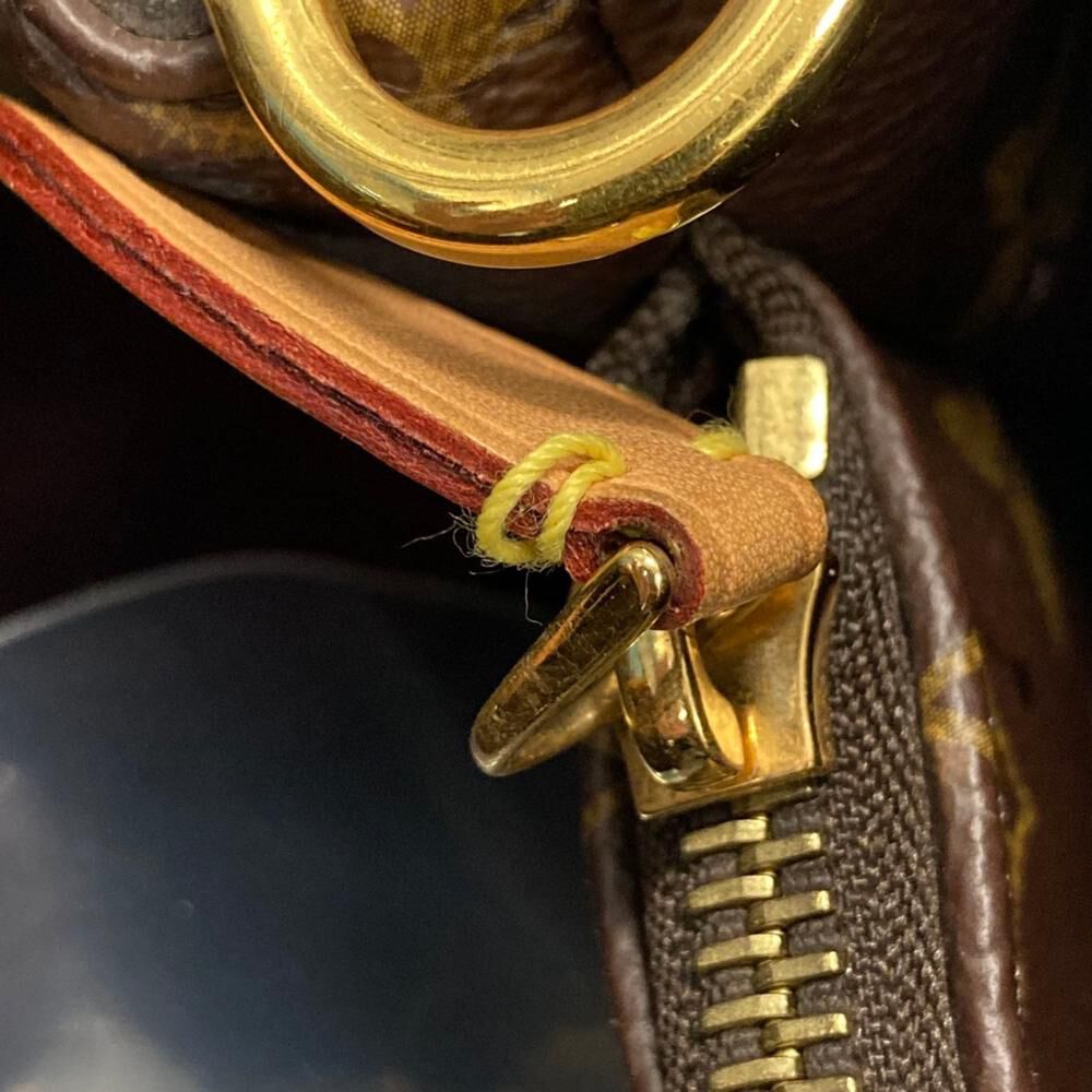 Louis Vuitton Montaigne