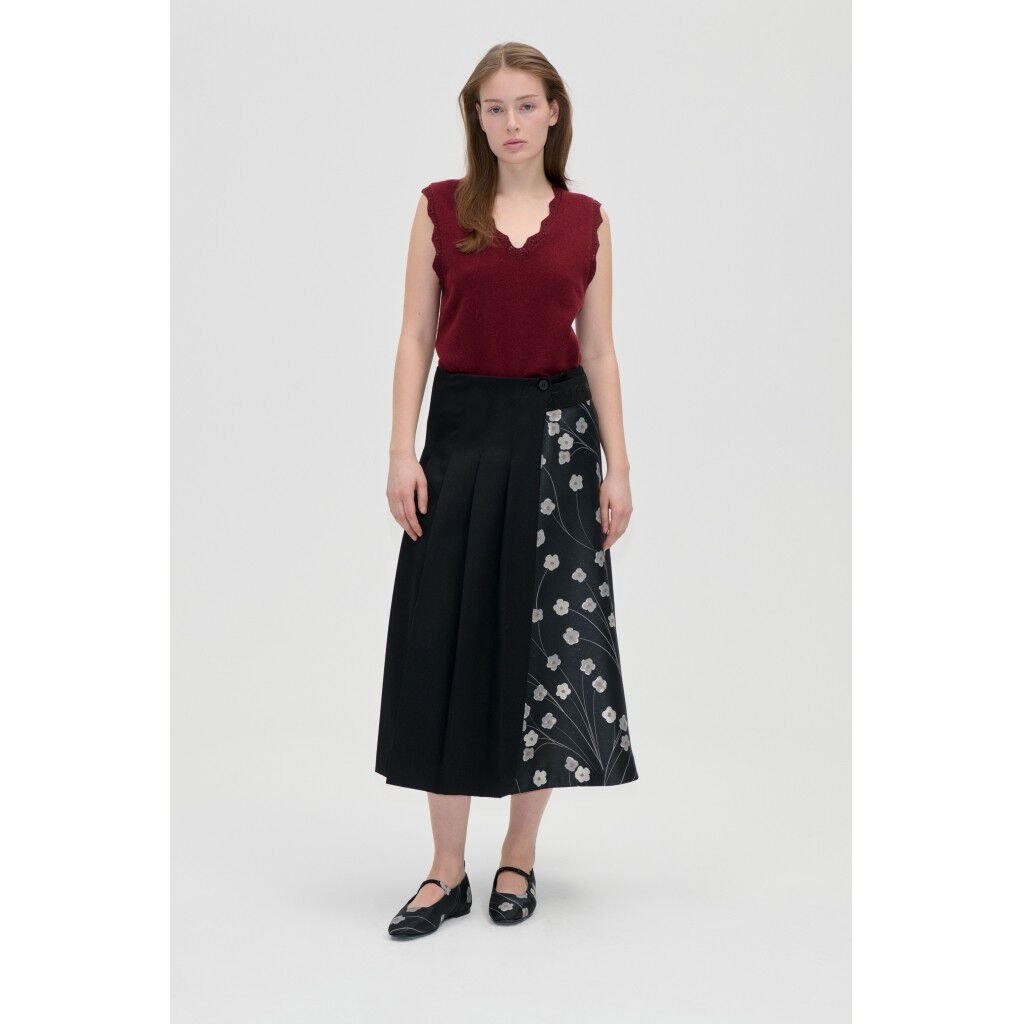 1499 Glitter Jacquard / Twill Mix, Hybrid Pleated Midi Skirt