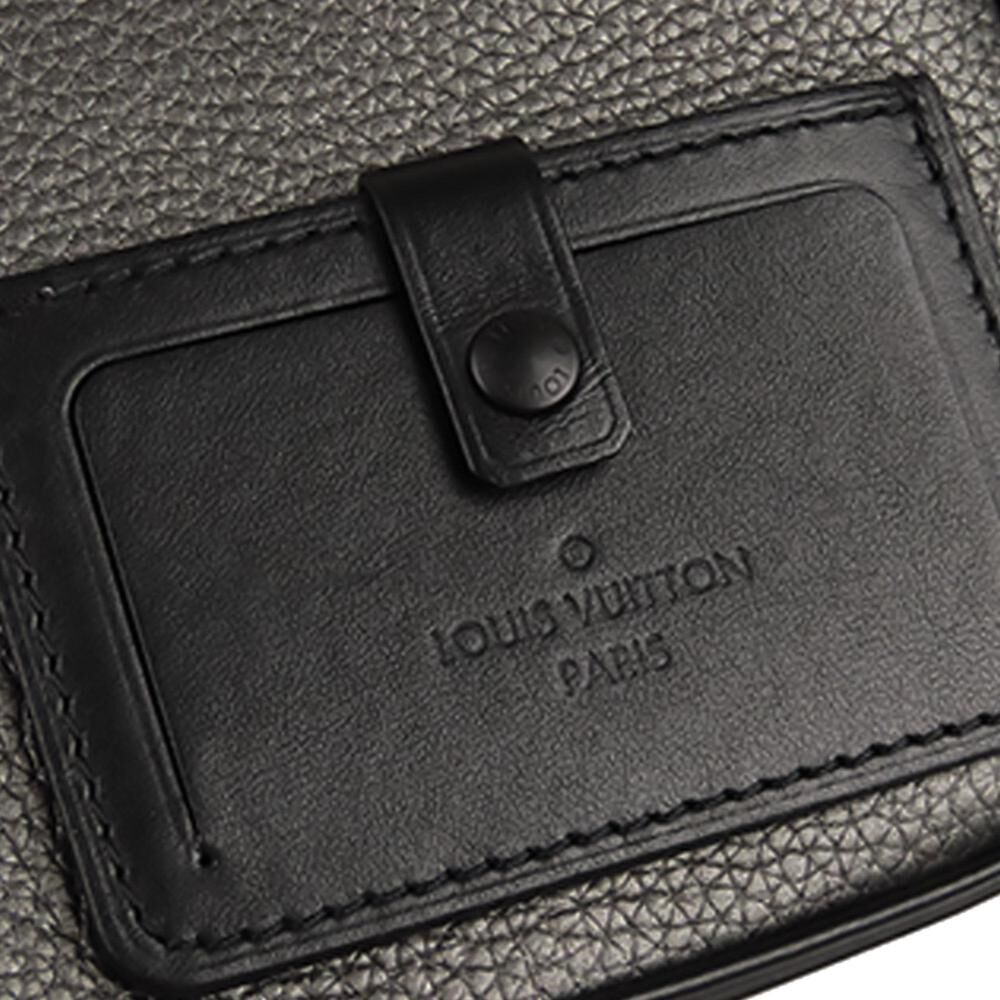 Louis Vuitton Messenger