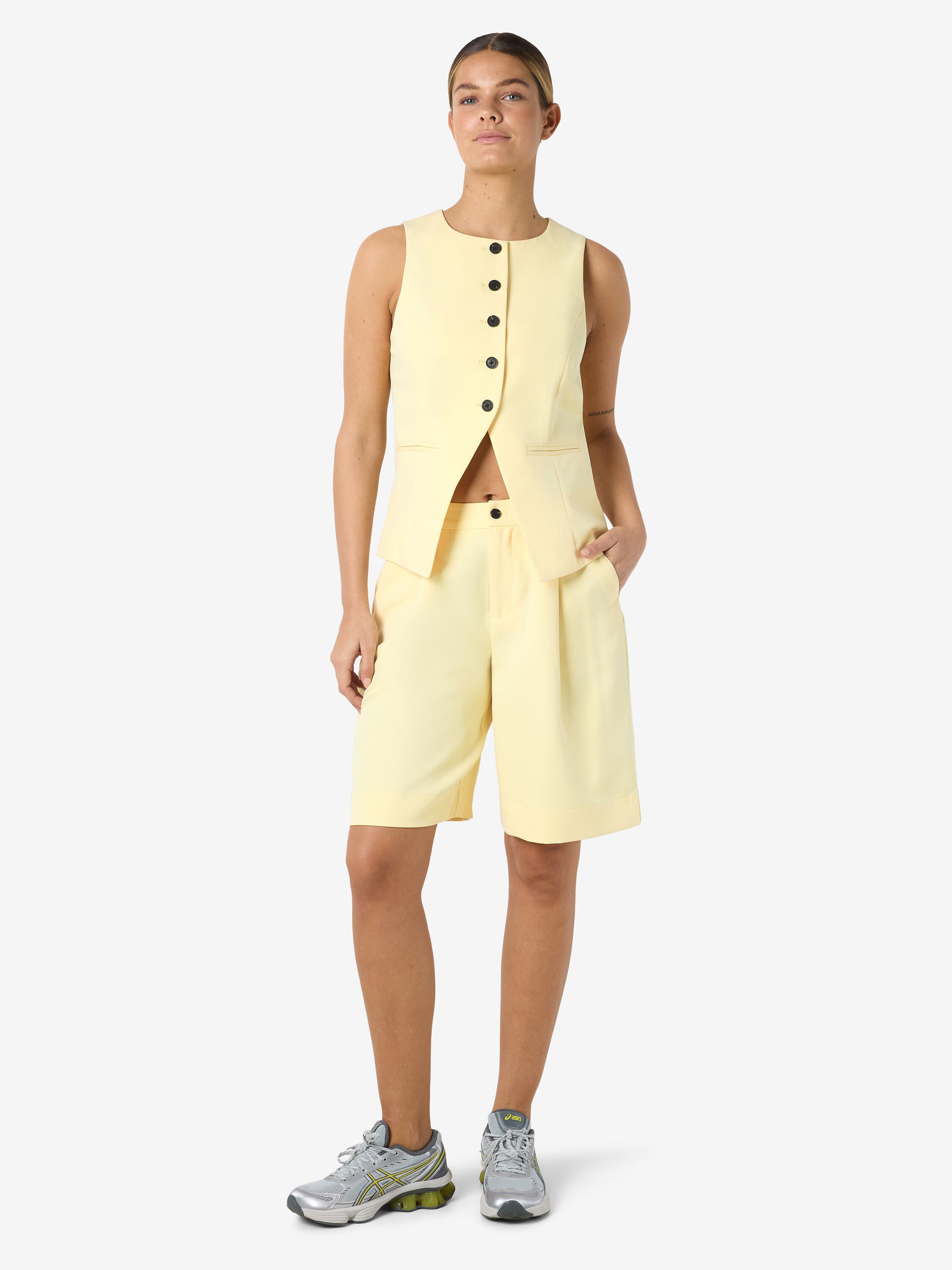 NMMAILE H/W BERMUDA SHORTS