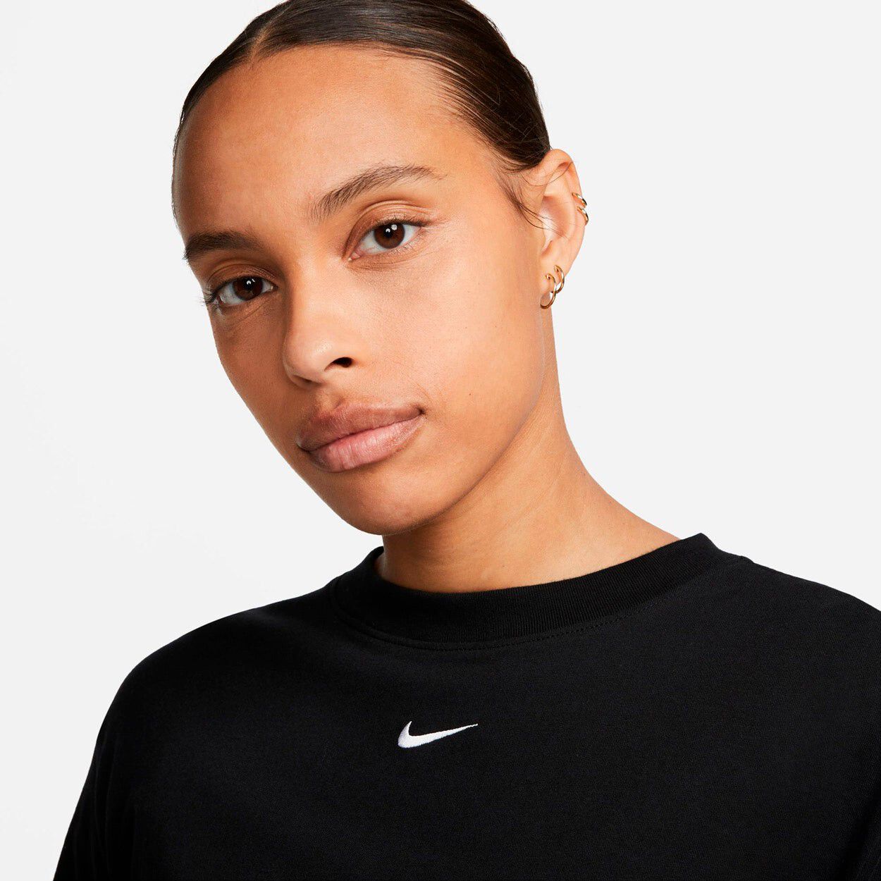 SPORTSWEAR ESSENTIAL T-shirt