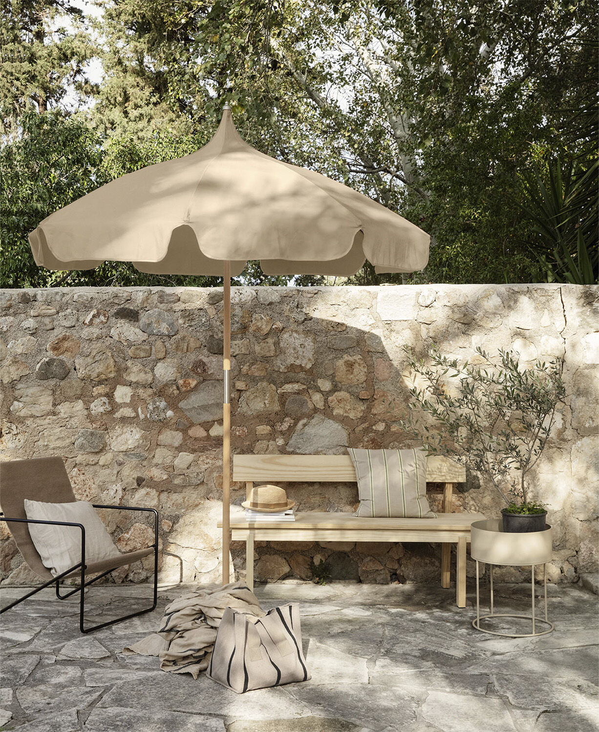 Yard Picnic Bag - Sand/Black