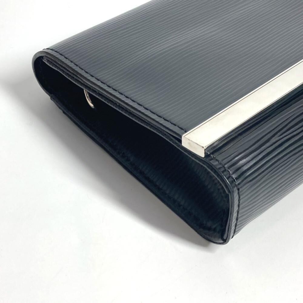 Louis Vuitton Clutch