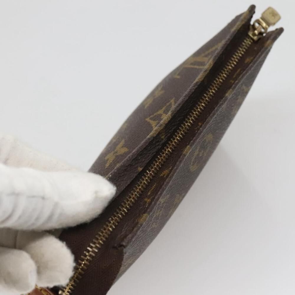 Louis Vuitton Poche Toilette
