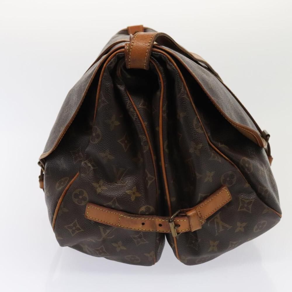 Louis Vuitton Saumur