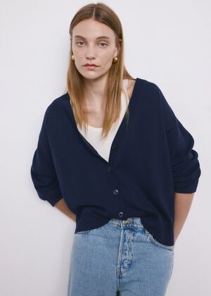 V-neck knitted cardigan