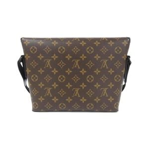 Louis Vuitton Messenger