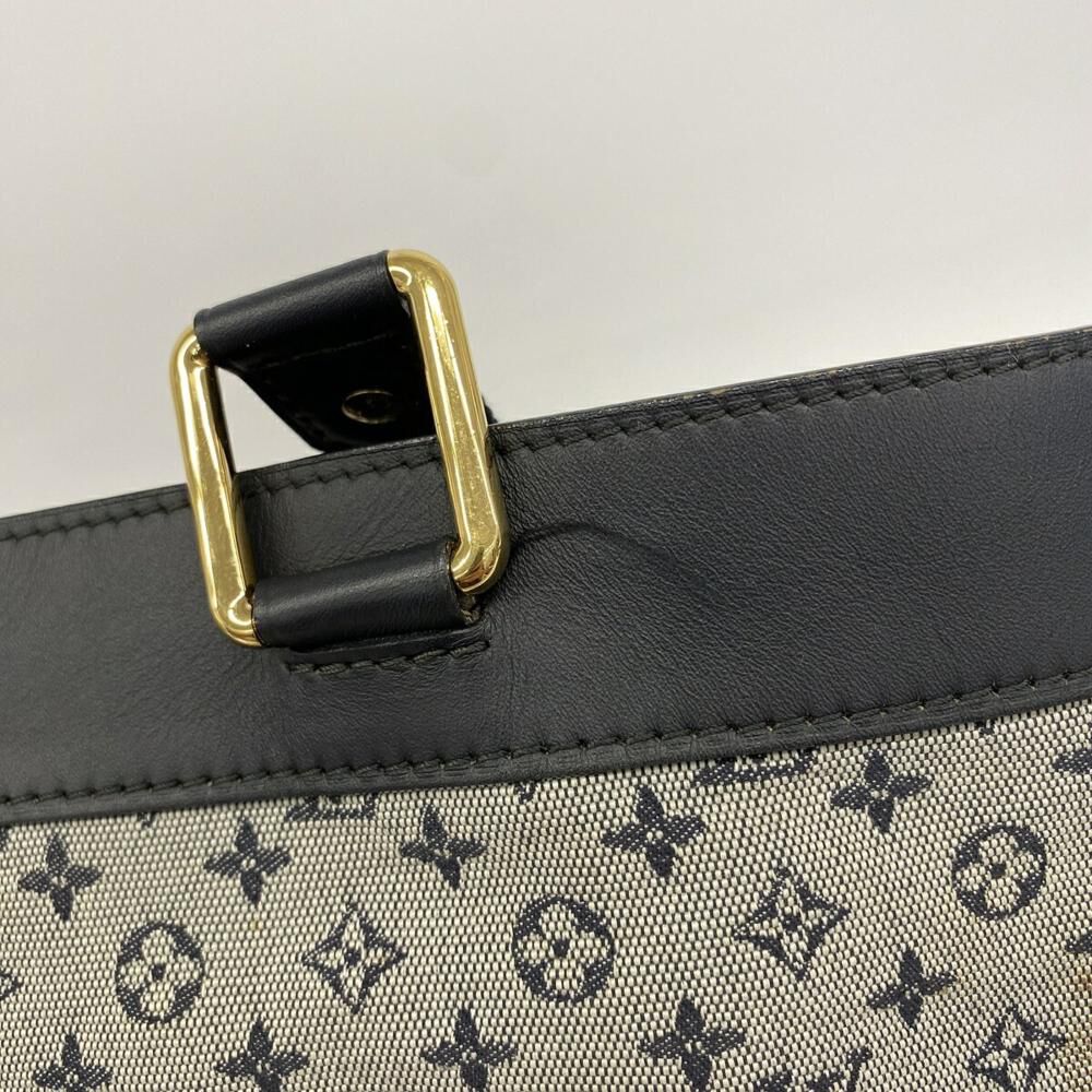 Louis Vuitton Lucille