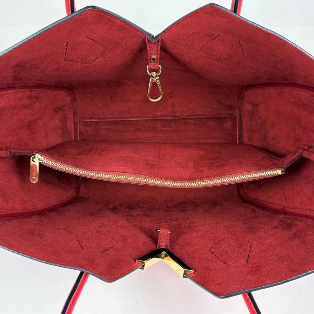Louis Vuitton Tote