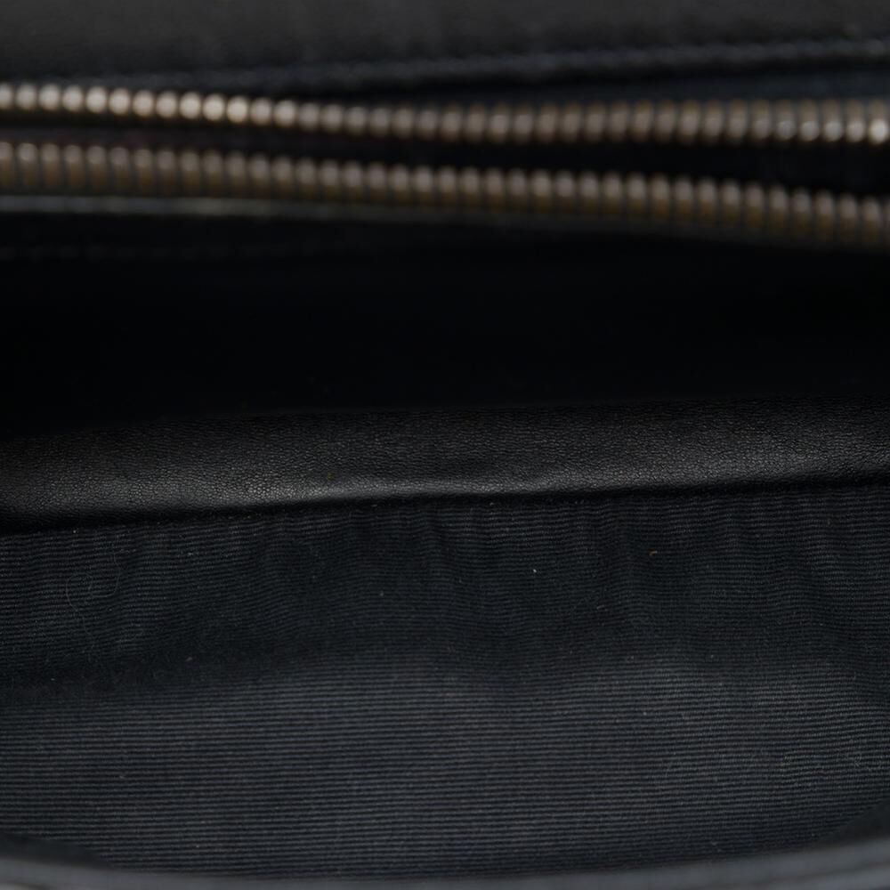 Yves Saint Laurent Shoulder Bag