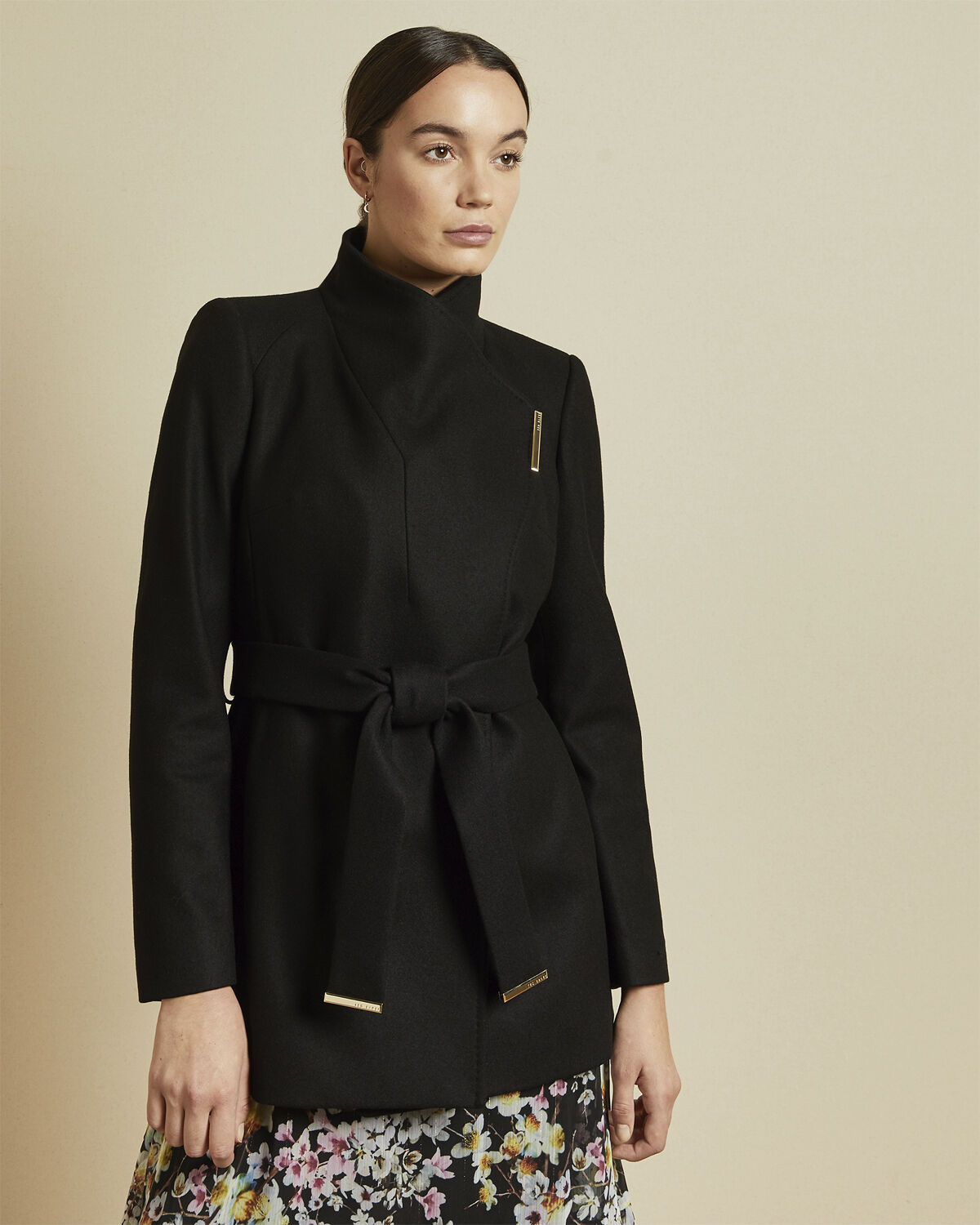 ROSESS Short Wool Wrap Coat