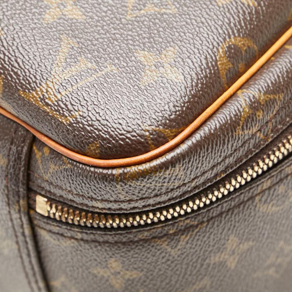 Louis Vuitton Excursion