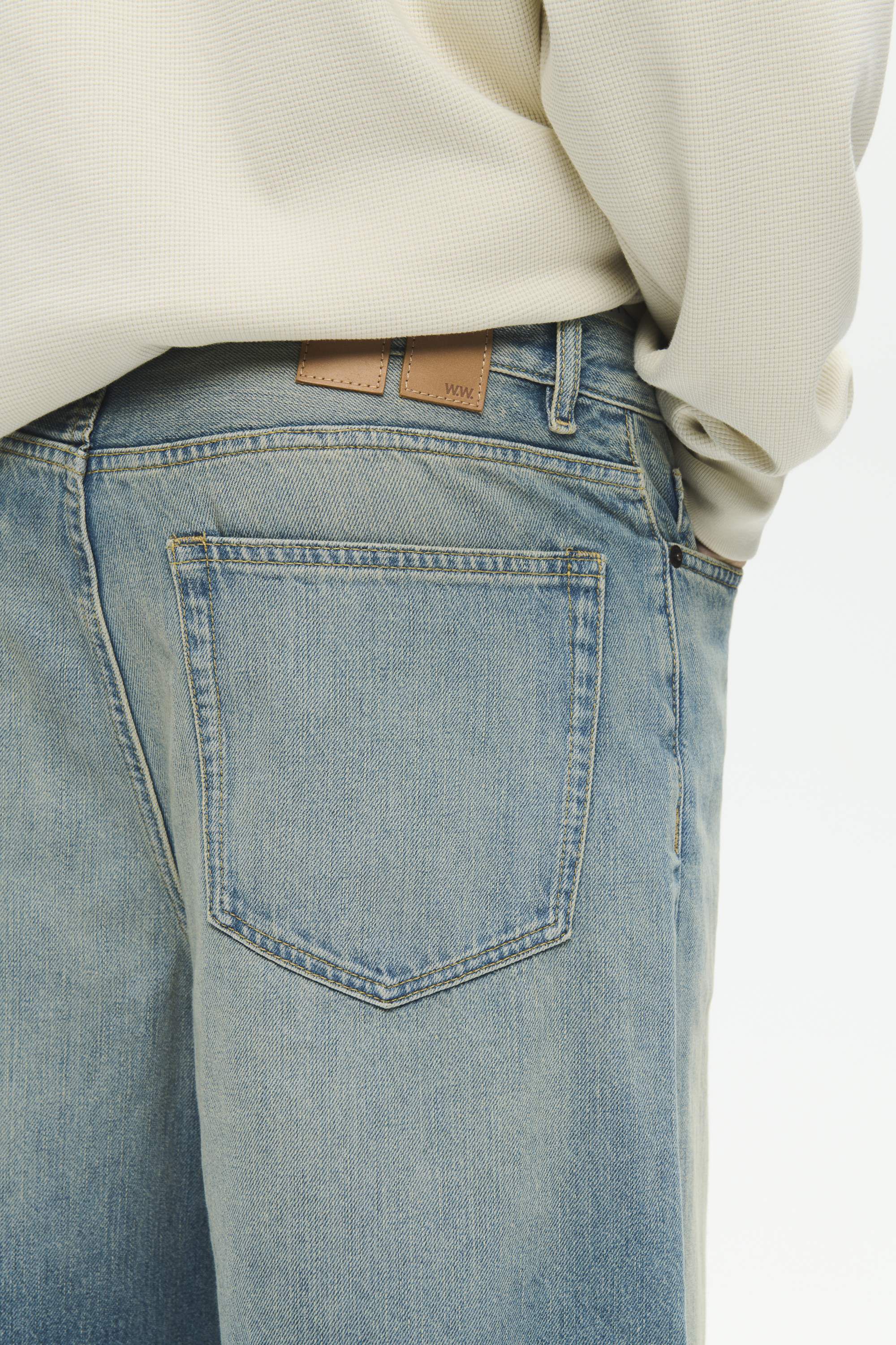 WWType 16 jorts 25320