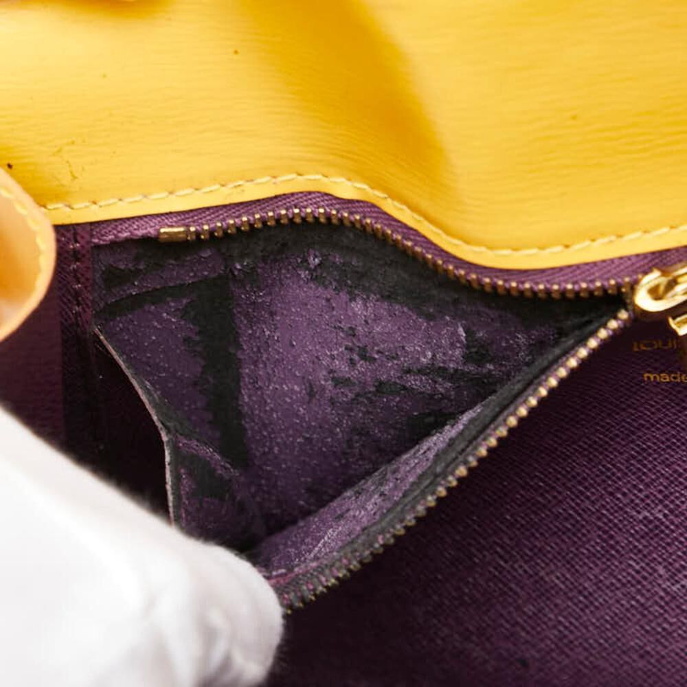 Louis Vuitton Shoulder Bags