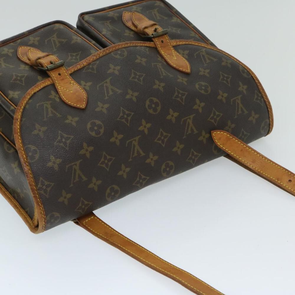 Louis Vuitton Shoulder Bags
