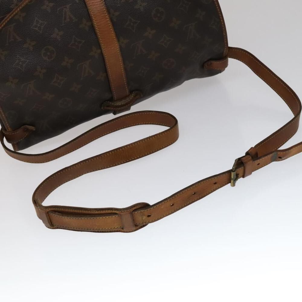 Louis Vuitton Saumur