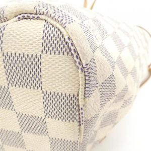 Louis Vuitton Neverfull