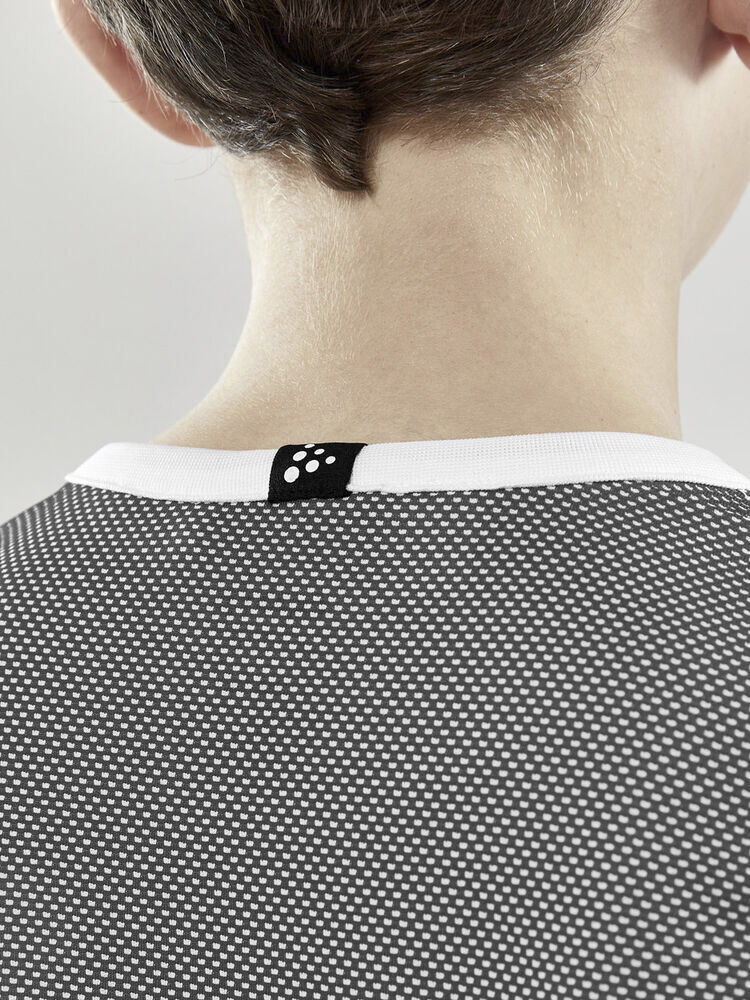 Progress Reversible Basket singlet