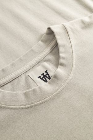 WWLiam tee italic 25210