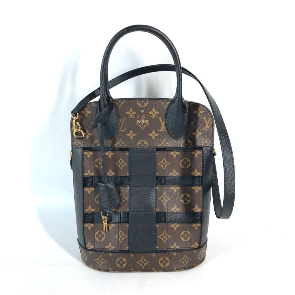 Louis Vuitton Shoulder Bags