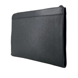 Louis Vuitton Clutch