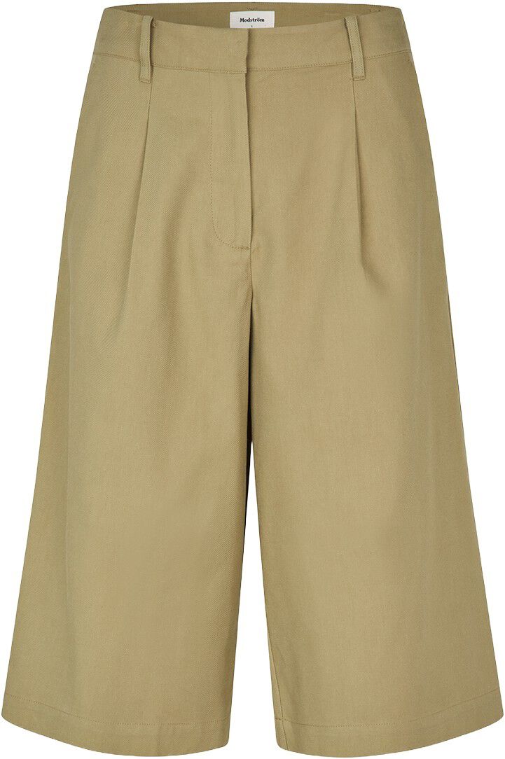 Toremd long shorts