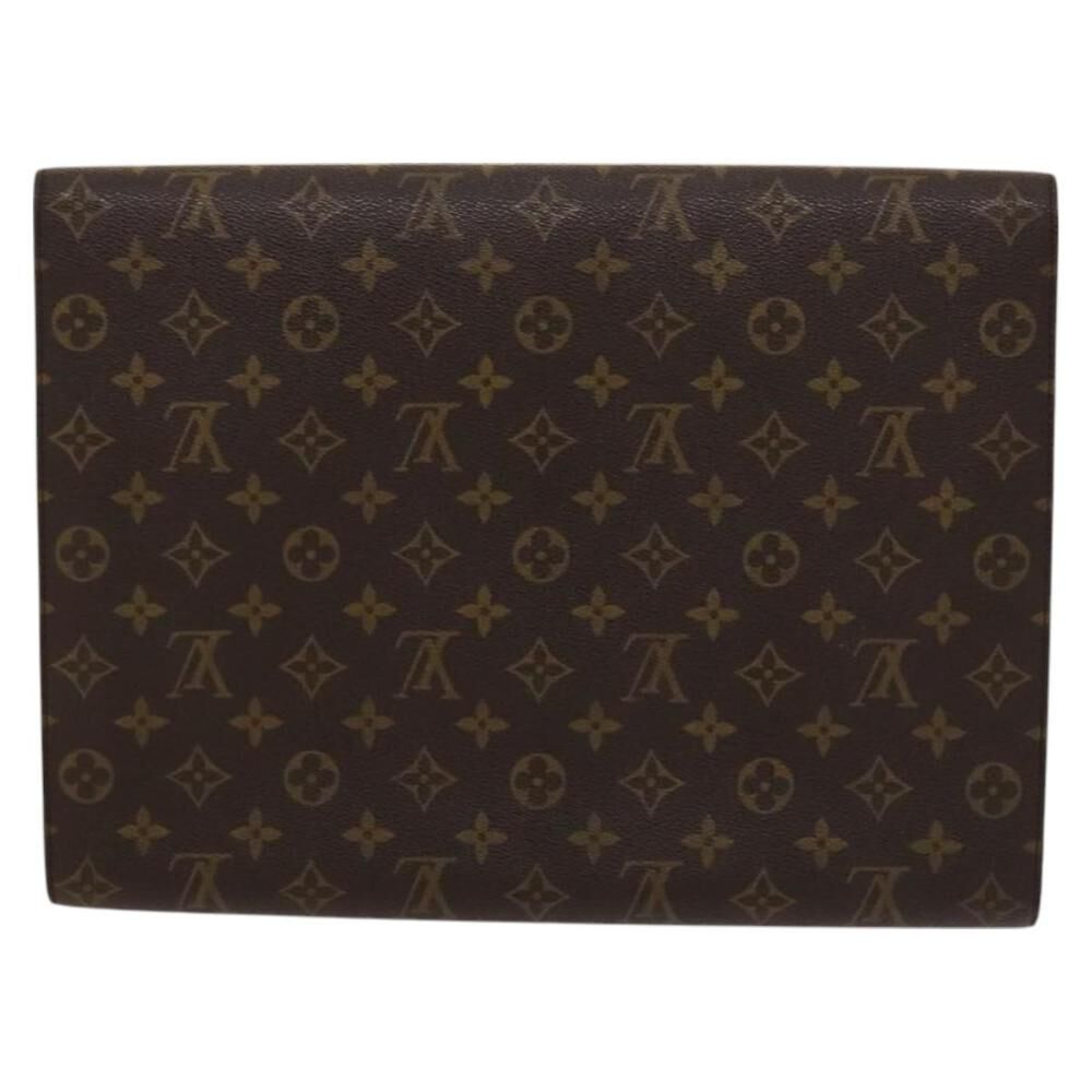 Louis Vuitton Clutch