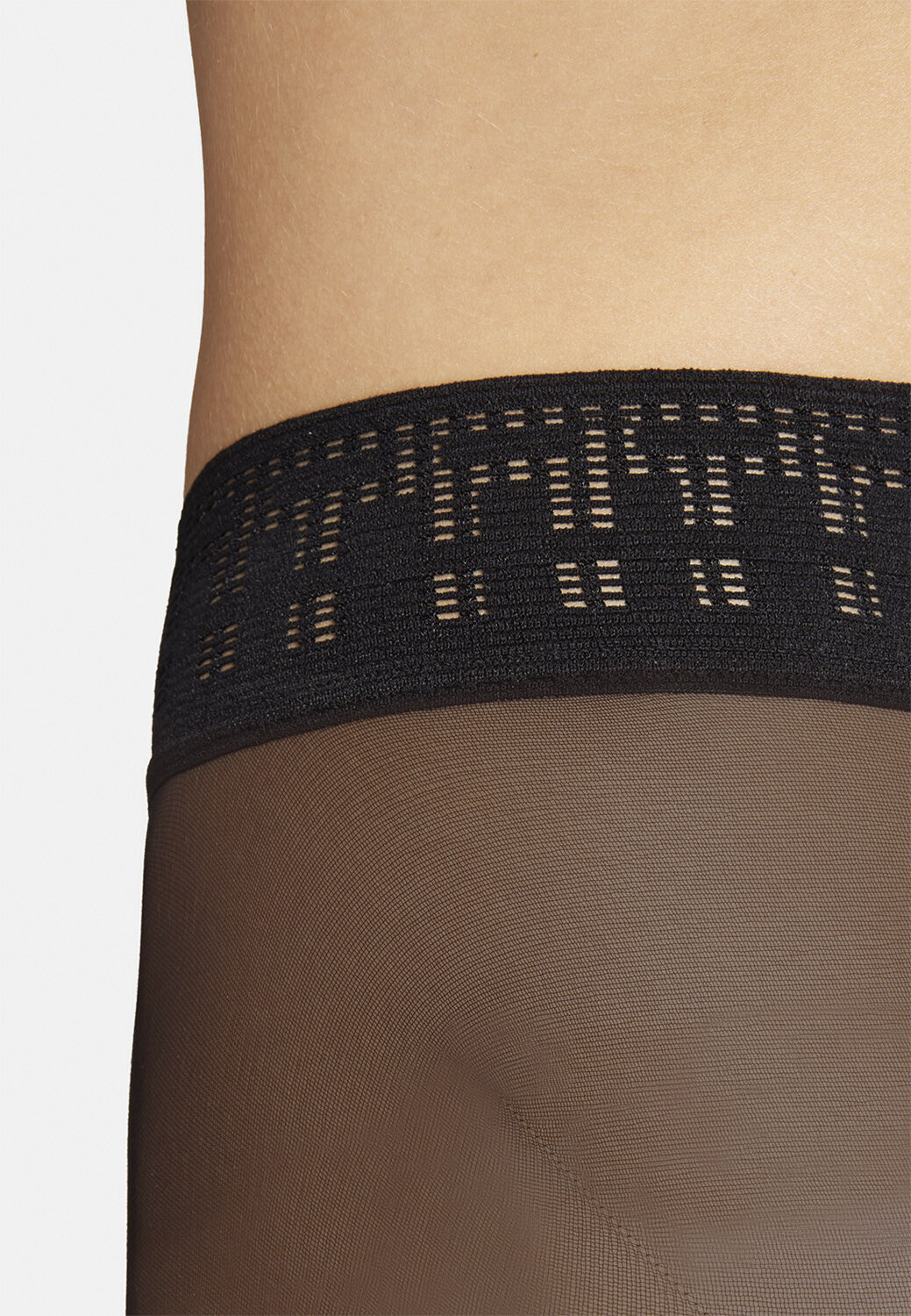 Fatal 15 str&oslash;mpebukser