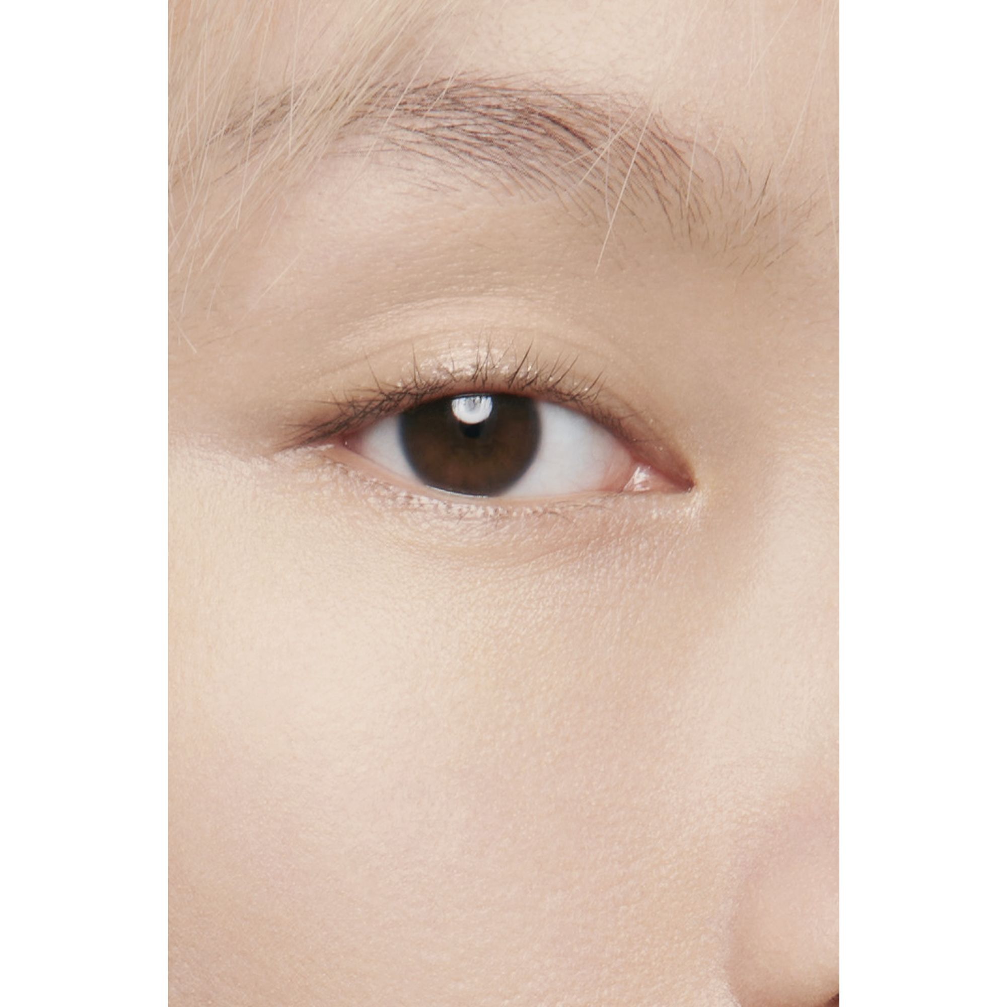 ULTRAWEAR  ALL-DAY COMFORT  FLAWLESS FINISH CONCEALER