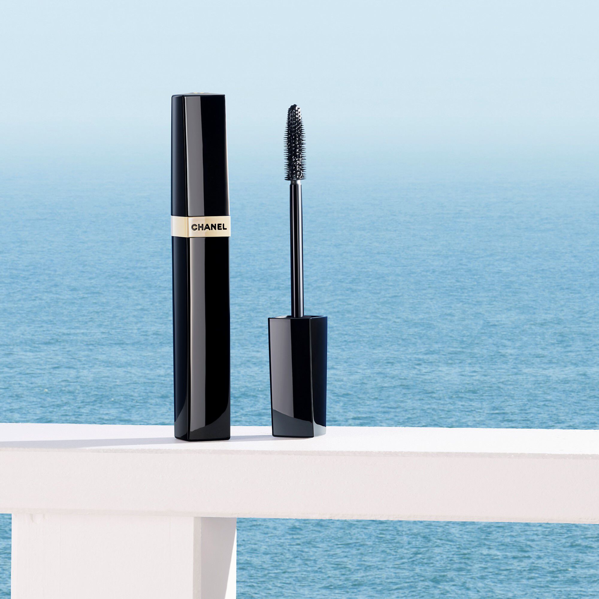 VOLUME OG DEFINITION MASCARA