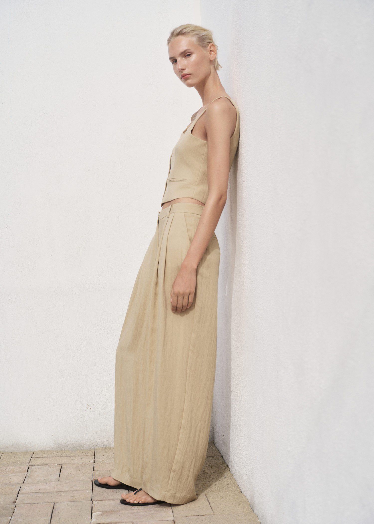 Straight mid-rise suit pants