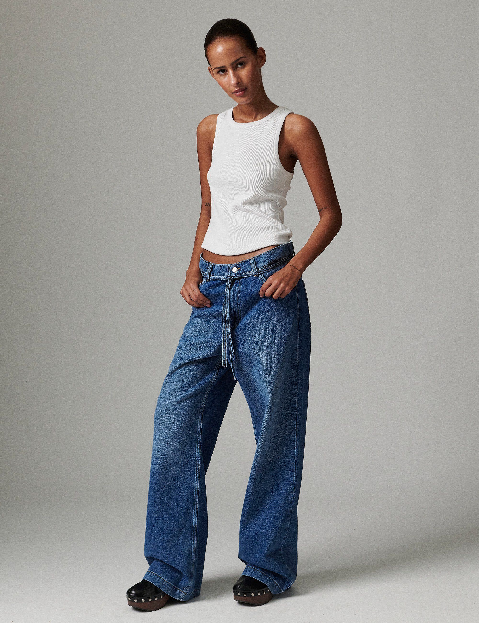 Elijah - Medium Denim