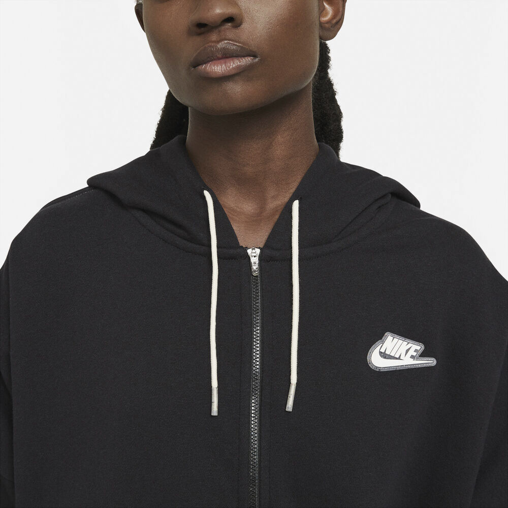 Sportswear h&aelig;ttetr&oslash;je