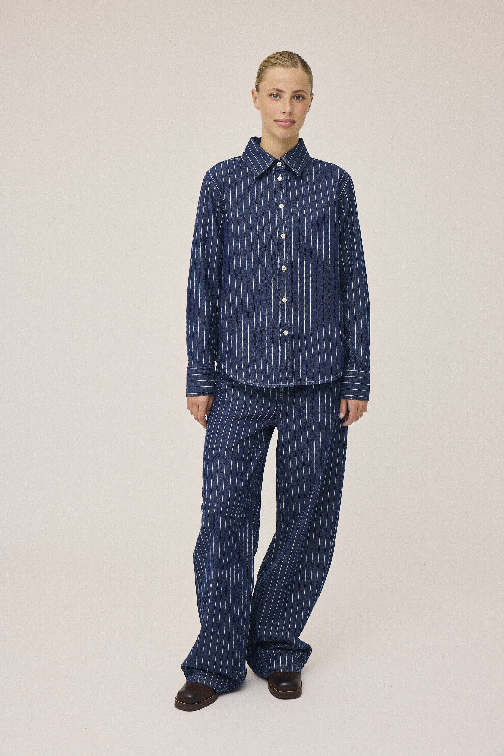 Cleo 16 Denimskjorte - 100% &Oslash;kologisk bomuld GOTS