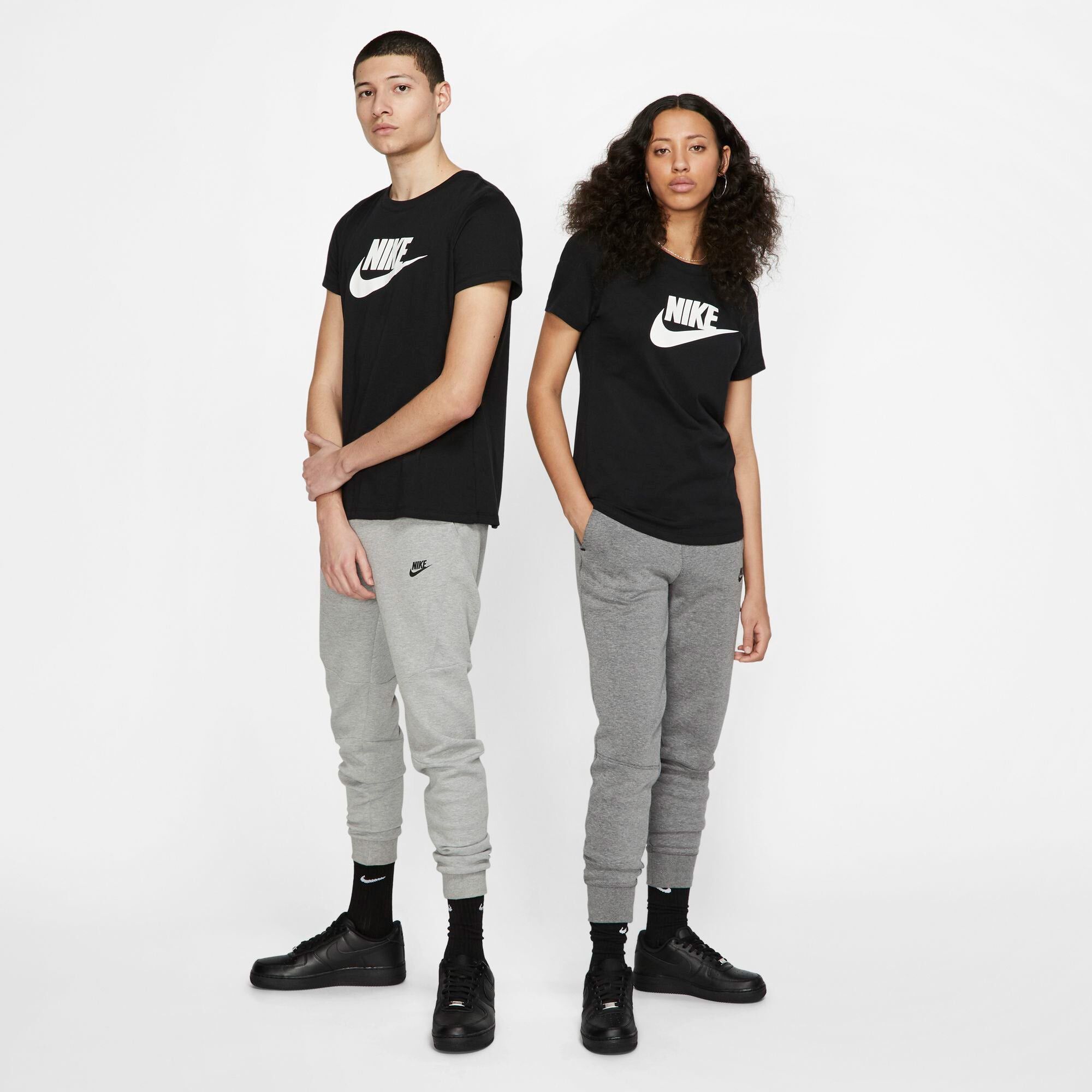 Sportswear Essential T-shirt