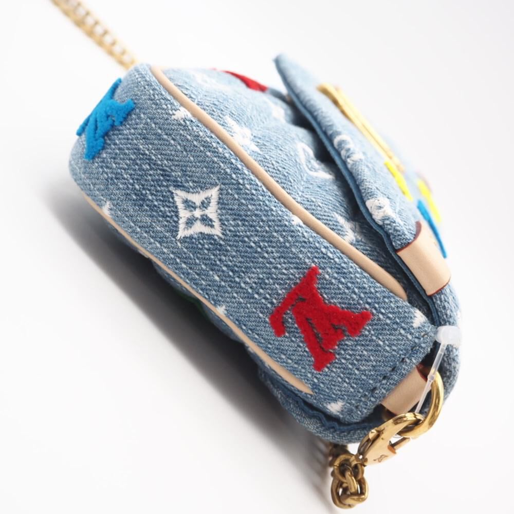 Louis Vuitton Shoulder Bags