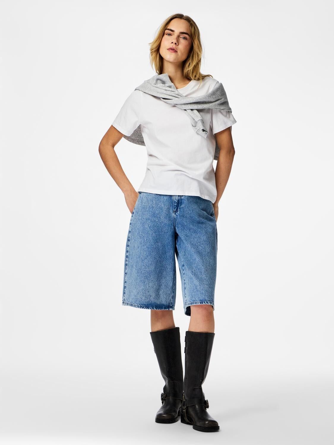 PCSKY MW DENIM JORTS NOOS BC